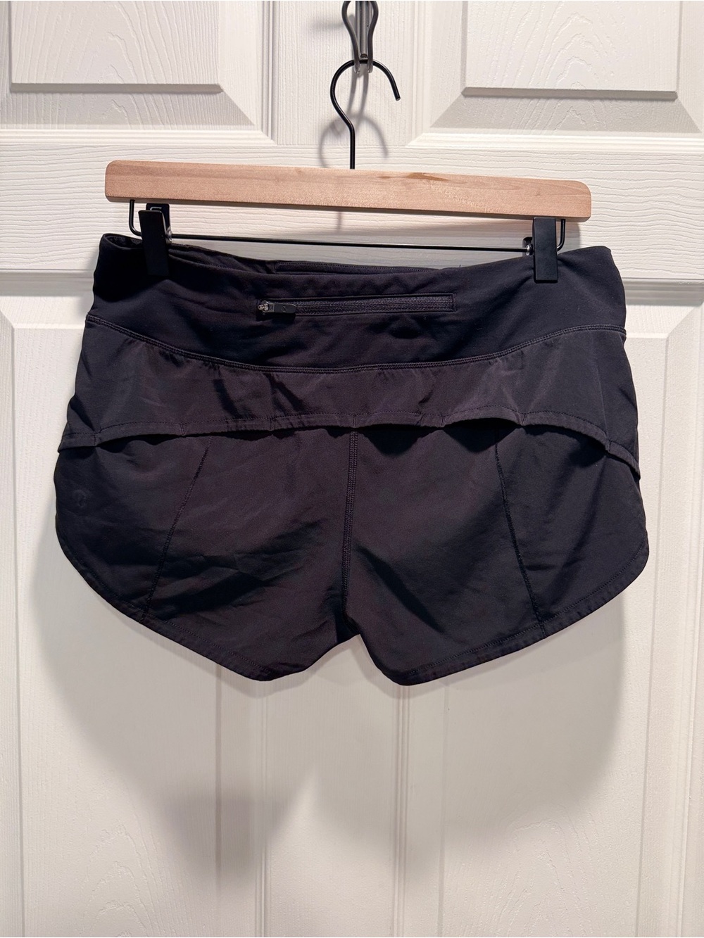 Lululemon Speed Up Short *2.5"
Black-Size 6 - Picture 7 of 10